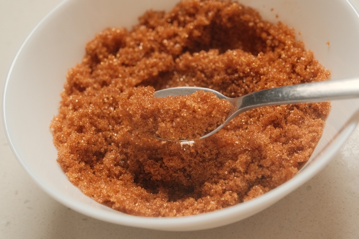 Brown sugar and cinnamon filling mixed in a bowl